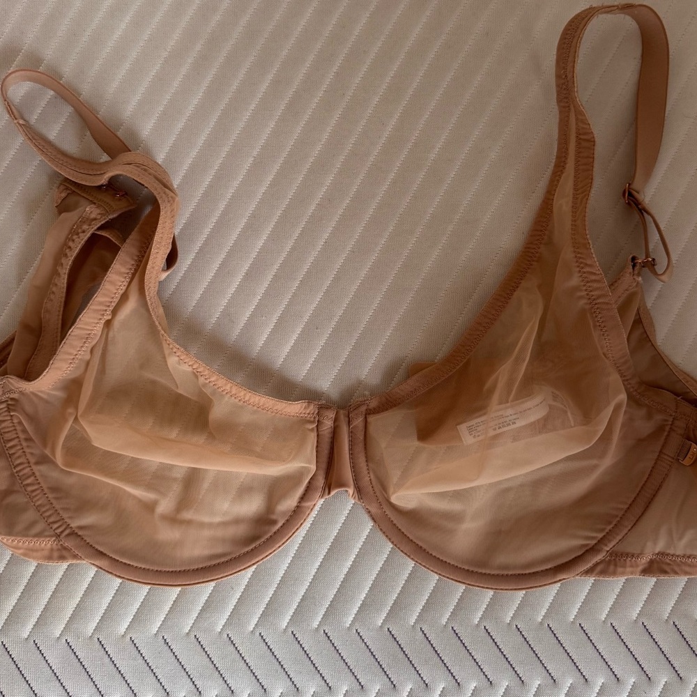Le Mystere Sheer Unlined Bra Size 38D Nude NWOT